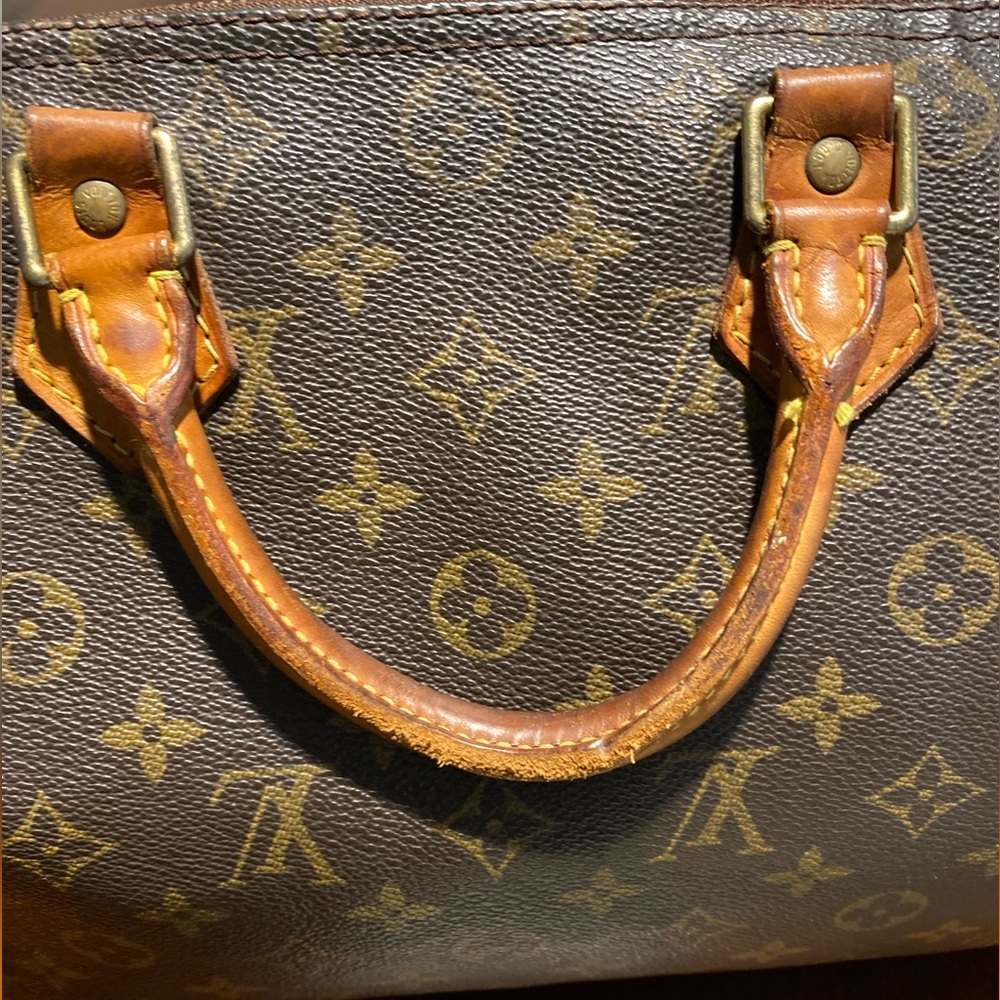 LV MONOGRAM SPEEDY